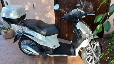 Piaggio Liberty 125 (2012) – Bianco Perla – 20.000
