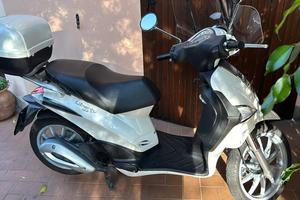 Piaggio Liberty 125 (2012) – Bianco Perla – 20.000