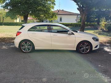 MERCEDES Classe A (W176) - 2015