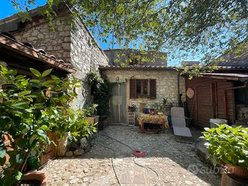 Casa montebibico
