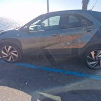 Toyota Aygo X 1.0 Lounge Automatica