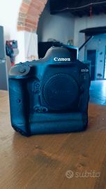 Canon EOS-1DX + 173 scatti + caricabatterie
