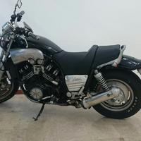 Yamaha VMAX - 1990