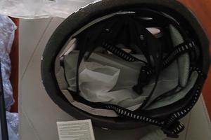 casco per monopattini o bicicletta elettrica