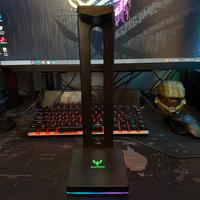 Supporto cuffie Gaming RGB con porte USB