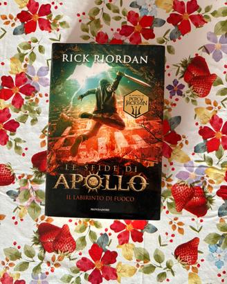Libro “Le sfide di Apollo- Il Labirinto di fuoco”
