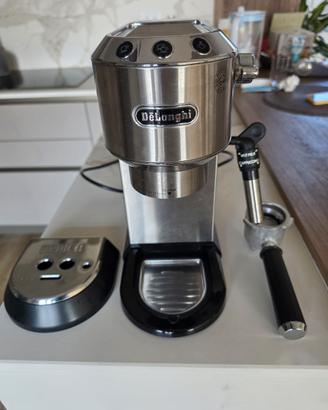 Macchina da caffè De'Longhi Dedica Style EC685.M