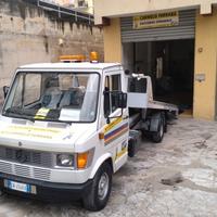 carroattrezzi patente B Mercedes scarrabile idraul