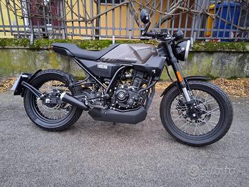 CROSSFIRE 125cc BRIXTON MOT. A LIQUIDO (KM 1969)