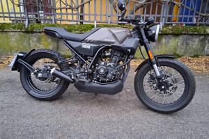 CROSSFIRE 125cc BRIXTON MOT. A LIQUIDO (KM 1969)