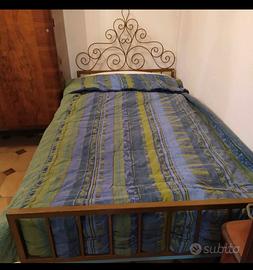 Letto singolo in ferro battuto