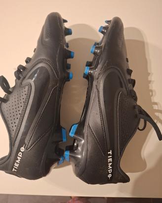 Scarpe calcio Nike Tiempo