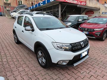 Dacia Sandero Stepway BENZ/ GPL DI SERIE 2017