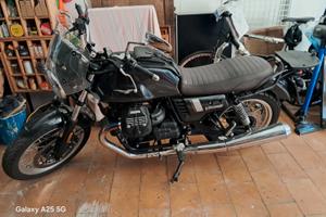 Moto guzzi v7iii special