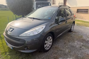 SOLO 146000 km Peugeot 207 sw Permute