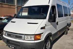 Iveco 35S13 9 posti