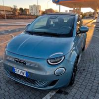 Fiat 500e La Prima ICON Cabrio