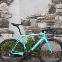bici da corsa Bianchi Specialissima 