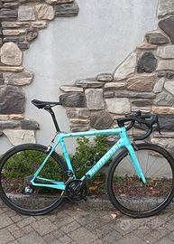 bici da corsa Bianchi Specialissima 