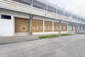 Locale commerciale a Vajont