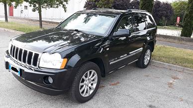 Jeep Grand Cherokee WH Overland