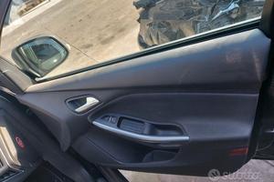 Alzavetro anteriore dx ford focus 2012 sw