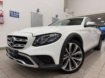MERCEDES-BENZ E 220 d S.W. 4Matic Auto Premium A