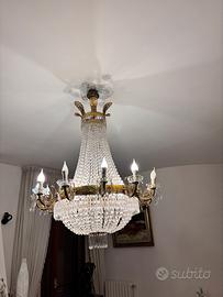 Lampadario stile impero in ottone e cristallo