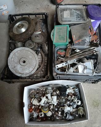 lampade e altro tutto a 20 euro