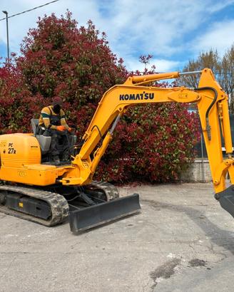 E167 Mini escavatore 30 q Komatsu PC 27 R