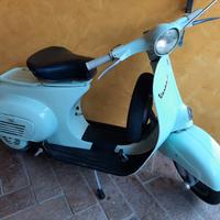 Piaggio Vespa 50 R (V5A1) - 1964