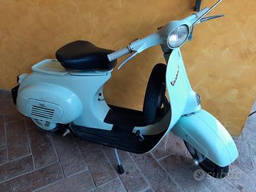 Piaggio Vespa 50 R (V5A1) - 1964