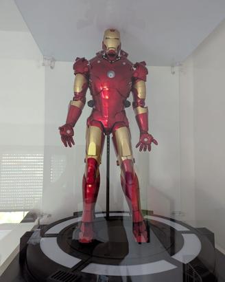 Action Figures Iron Man