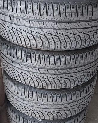 Gomme invernali Hankook 225/50 R17 con cerchi MAK