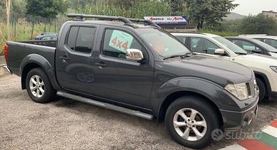 Nissan Navara 2.5 dCi 4 porte Double Cab Sport