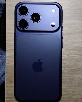 annuncio iphone 17 pro colore blu notte