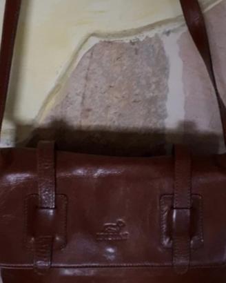 Borsa in cuoio con tracolla