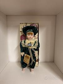 Bambola in porcellana Riccioli e Sentimenti