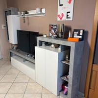 Parete attrezzata 3m x 2.20 bianca e grigia