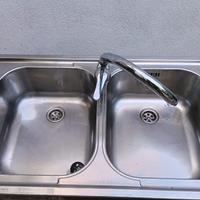 Lavello cucina due vasche + miscelatore