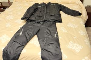 Completo moto invernale Tucano Urbano Taglia 50/L