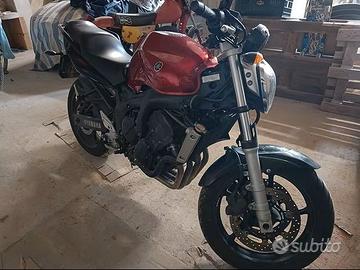 YAMAHA FZ6  600