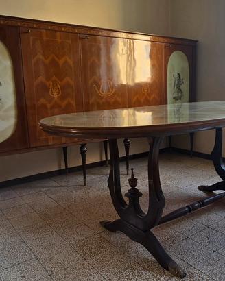 credenza e tavolo 
