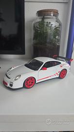 Modellini auto ed escavatori