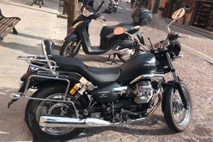 Moto guzzi nevada aquila nera 750 ie anno 2010