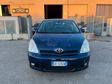 Toyota Corolla Verso 2.0 16V D-4D Sol