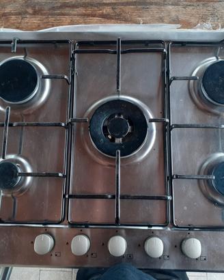 Piano cottura 5 fuochi