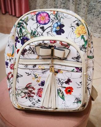 Zainetto a spalla bianco con stampa fiori