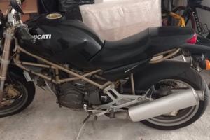 Ducati Monster 900