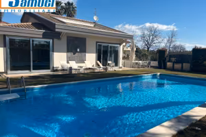 Mascali, lussuosa villa con piscina (CT)